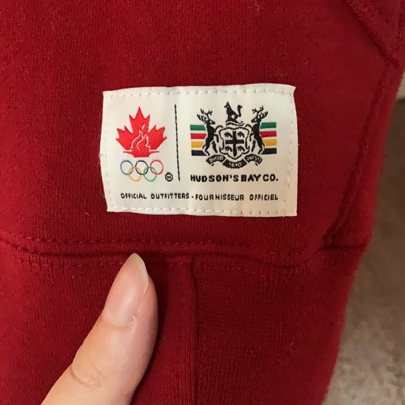 EUC Team Canada Hoodie HBC - Picture 5 of 11